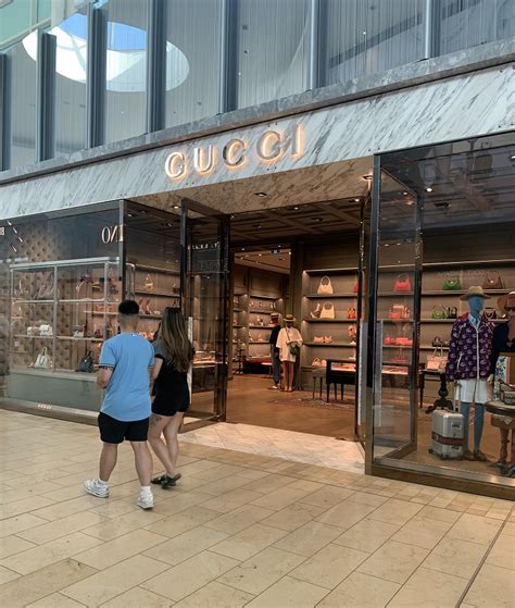 gucci at toronto premium outlet photos|gucci holt toronto yorkdale.